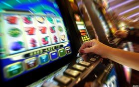 Ruang hiburan olahraga dan kasino virtual